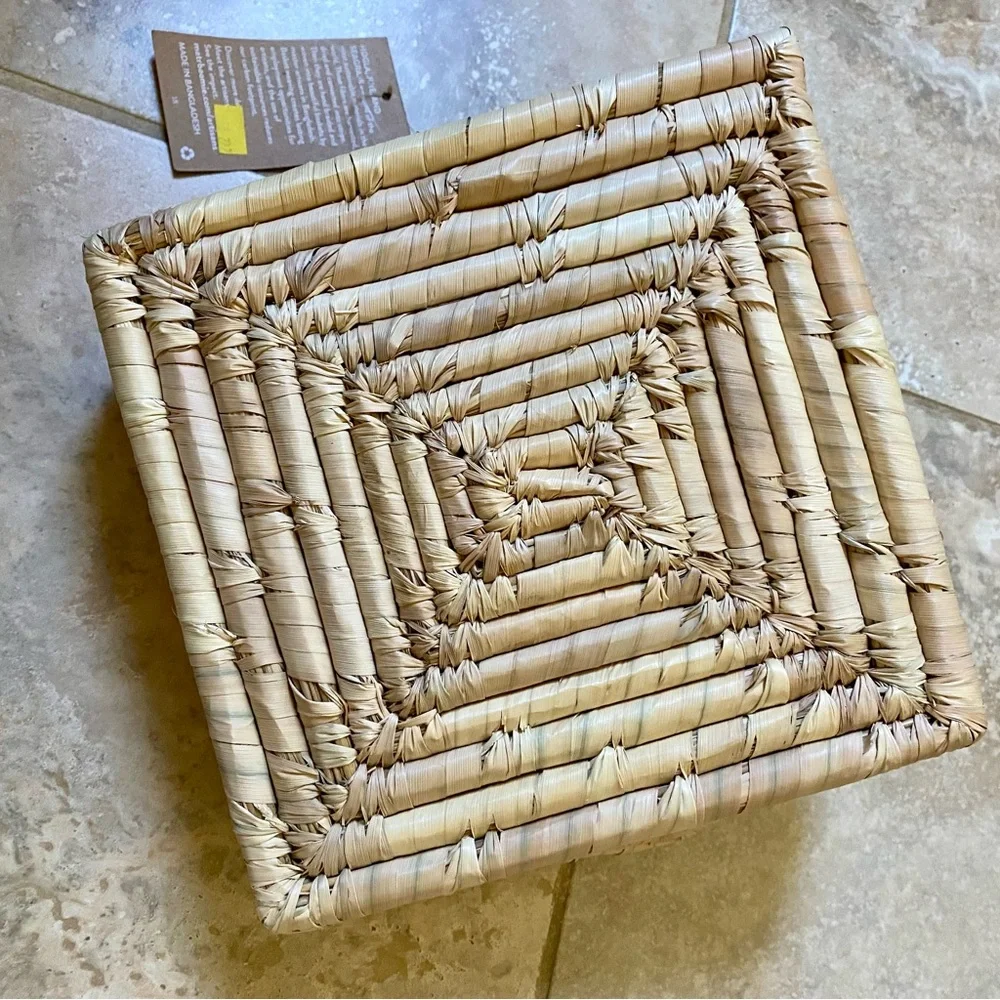 🆕 Palm Table Basket